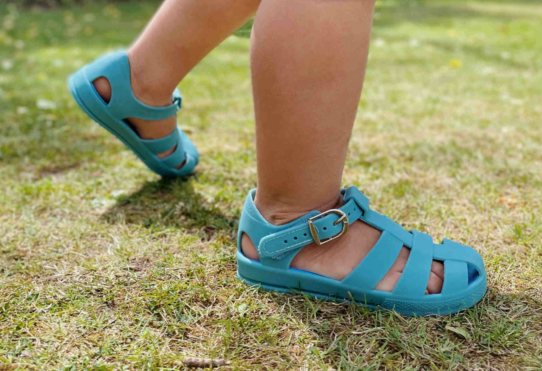 Kidly best sale jelly sandals